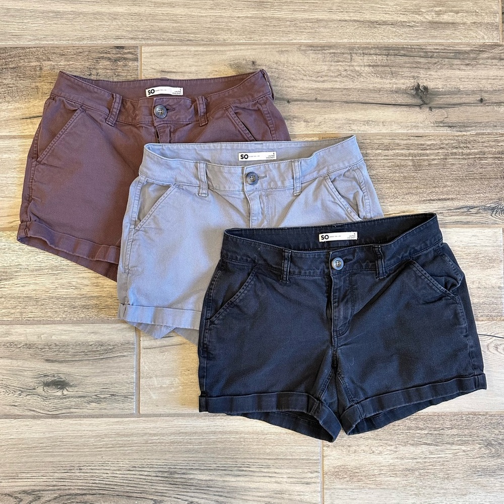 SO brand 5” juniors shorts low rise chino